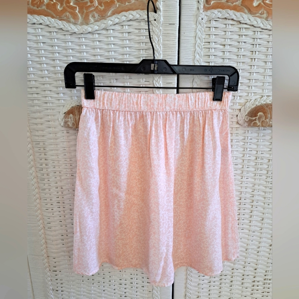 Pastel Pink and White Micro Floral Print Elastic Mini Skirt Size XS